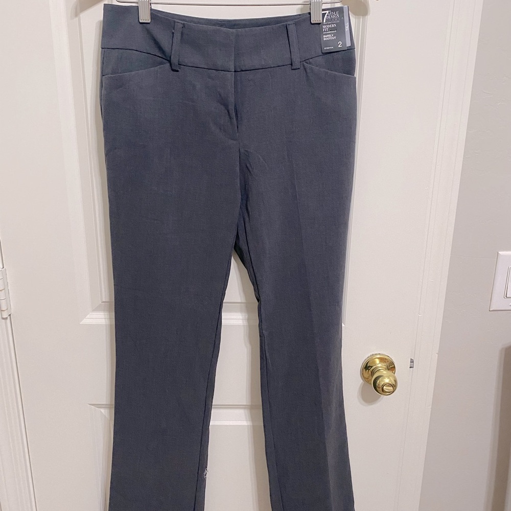 New York & Co. Barely Bootcut Gray dress pant.  Great fit!